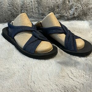 Skechers sandals